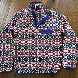 Like new Patagonia women’s pull over fleece